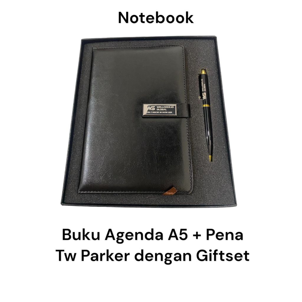 

FREE Custom Grafir Nama Giftset Souvenir Eksklusif Notebook AG A5 Dan Pulpen Souvenir Mewah Event
