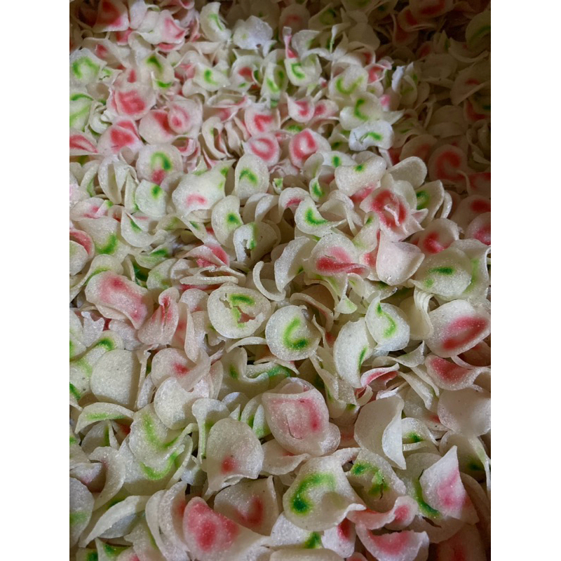 

kerupuk sadariah asli dari bahan ketela pilihan. kemasan 1kg