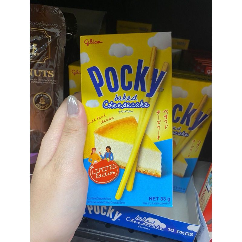 

POCKY CHEESE CAKE