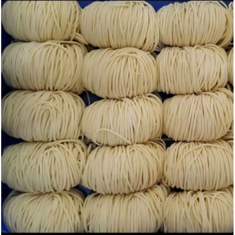 

MIE RAMEN MENTAH 168 TELUR BEBEK isi 10 pcs (1 kg)