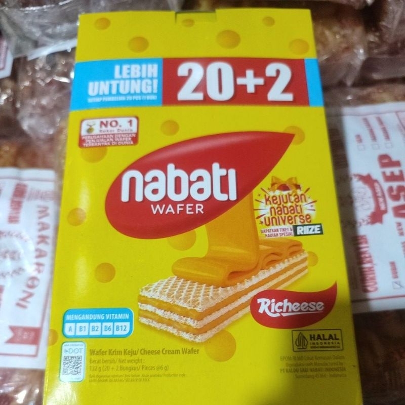 

Nabati Wafer Rasa Krim Keju 1 Box Isi 20+2pcs