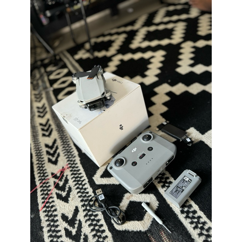 drone DJI mini 2