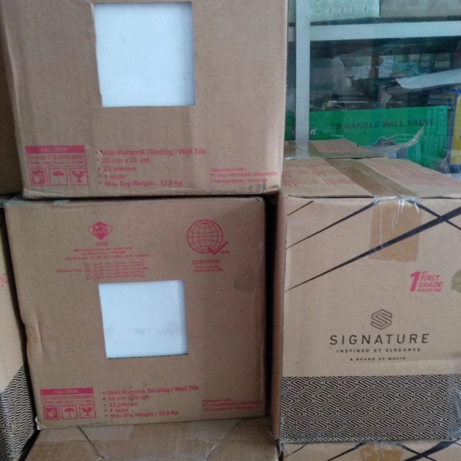 Keramik Dinding Putih Glossy 20x20 MULIA Signature