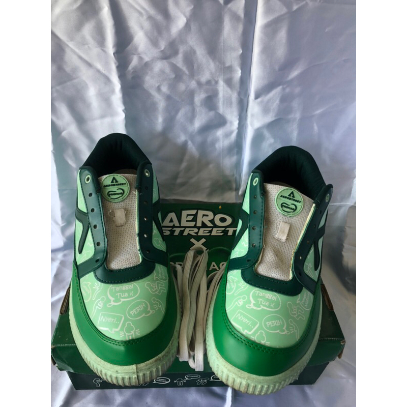 Prelove sepatu dewasa merk Aero Street x promag Size 44