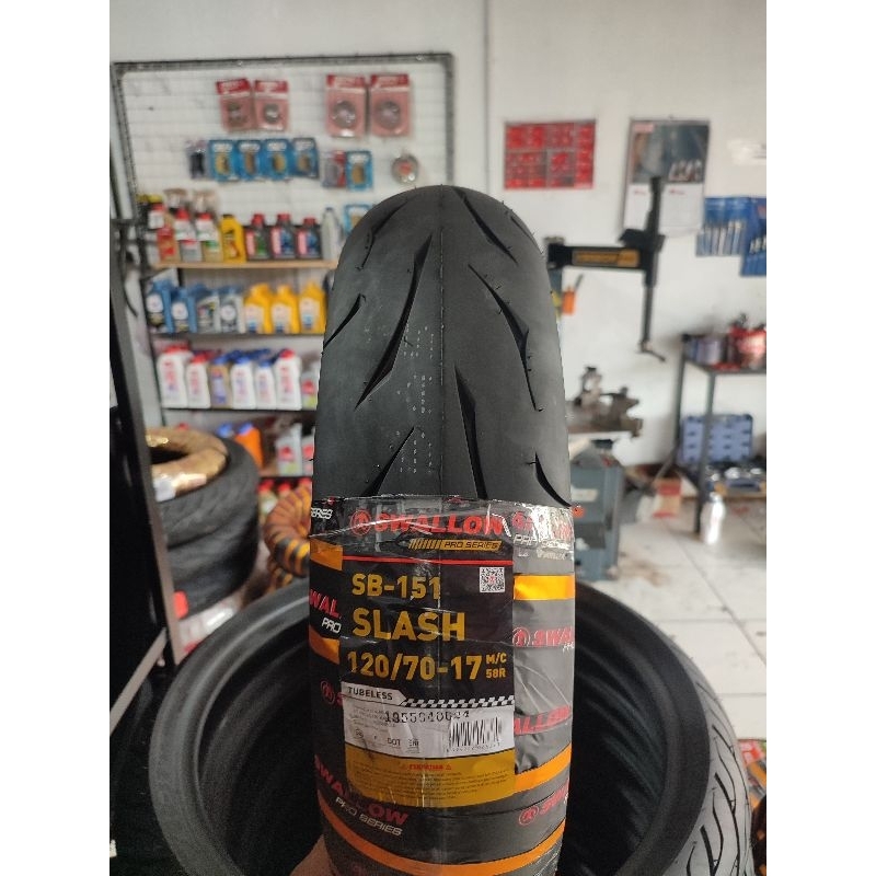 BAN MOTOR TUBLESS SWALLOW SLASH 120/70-17