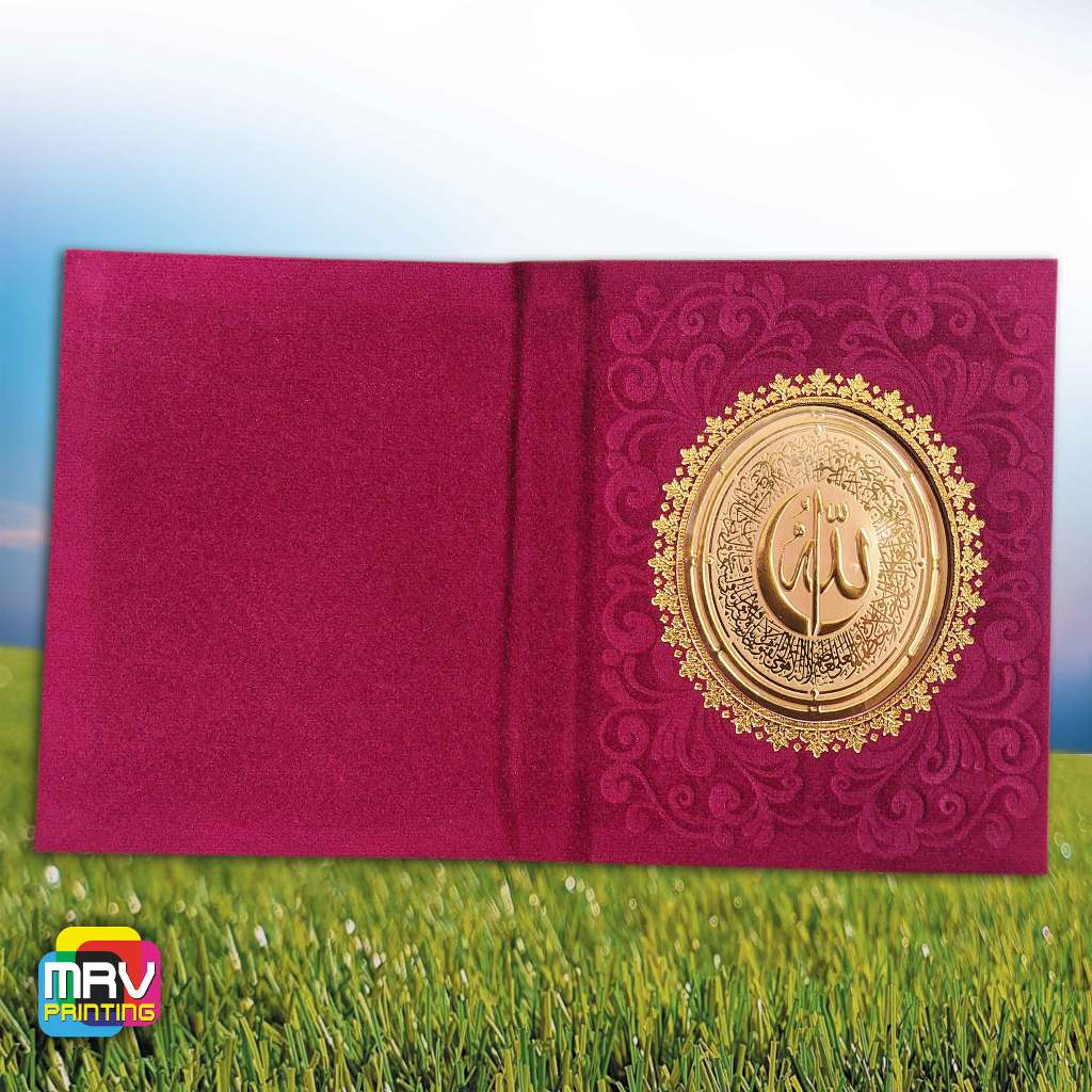 

Cover Buku Yasin Bahan Bludru Maron READY