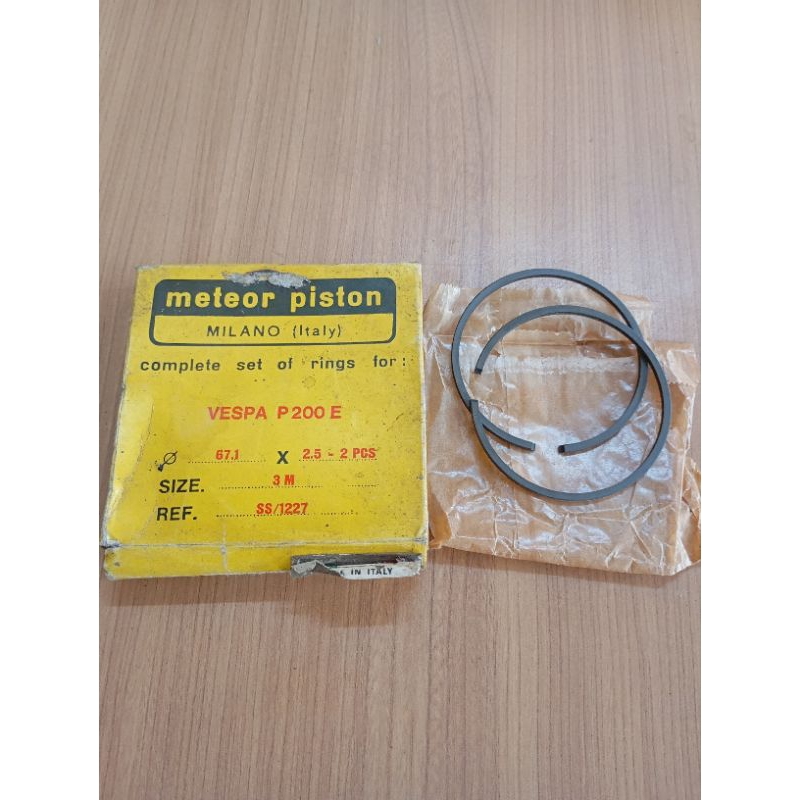 ring seher ring shecker ring piston vespa spartan 200cc 3M nos original Italy