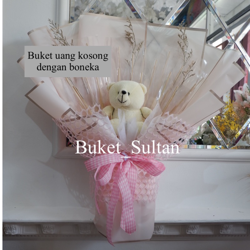 BUKET BONEKA WISUDA DAN UANG KOSONG