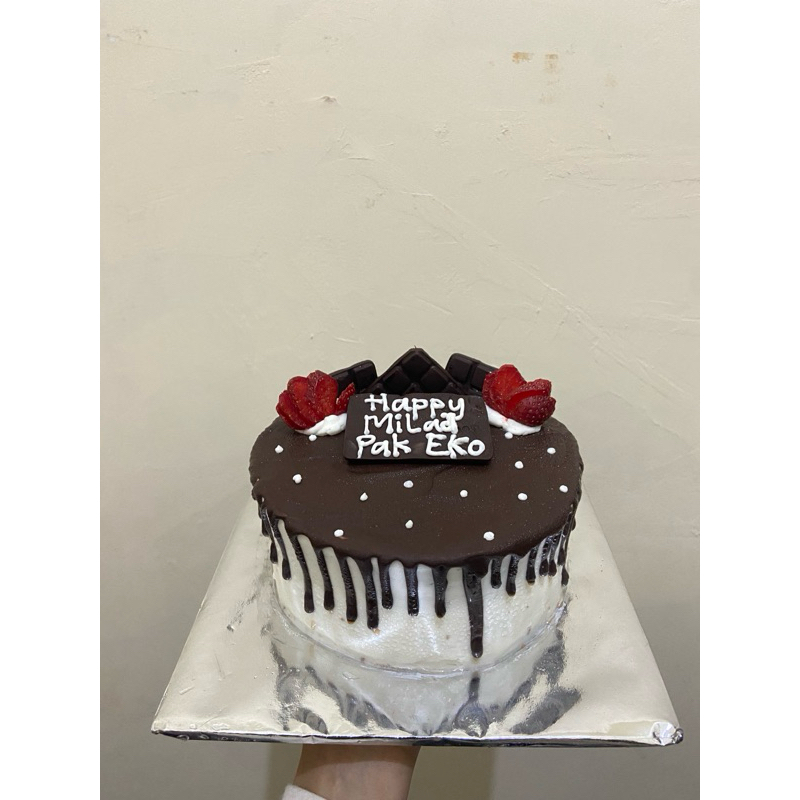 

cake ulang tahun siraman coklat/cake ulang tahun best seller by buket osaki/cake ulang tahun semarang