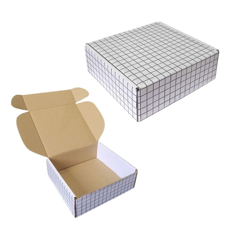 

Kardus ukuran 22x22x8 cm I Box Custom I Polos I kemasan I HampersI Nasi I Kardus Packaging I Kardus Ulang Tahun