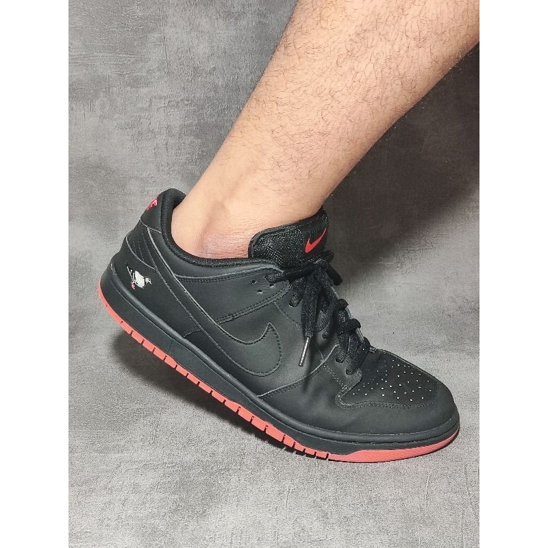 SEPATU BASKET  DUNK LOW BLACK PIGEON SIZE 46