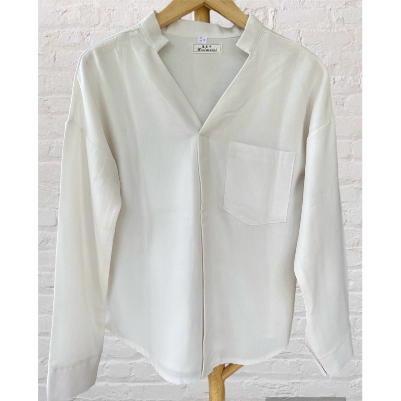 Preloved Blouse Polos Warna Putih