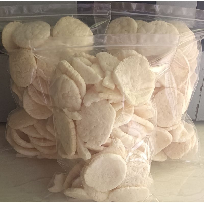 

Kerupuk Kemplang Asli ikan tenggiri