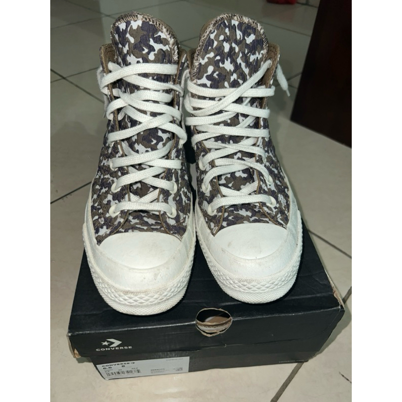 preloved Sepatu converse