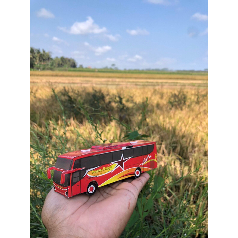 Miniatur Jetbus 5 Sugeng Rahayu