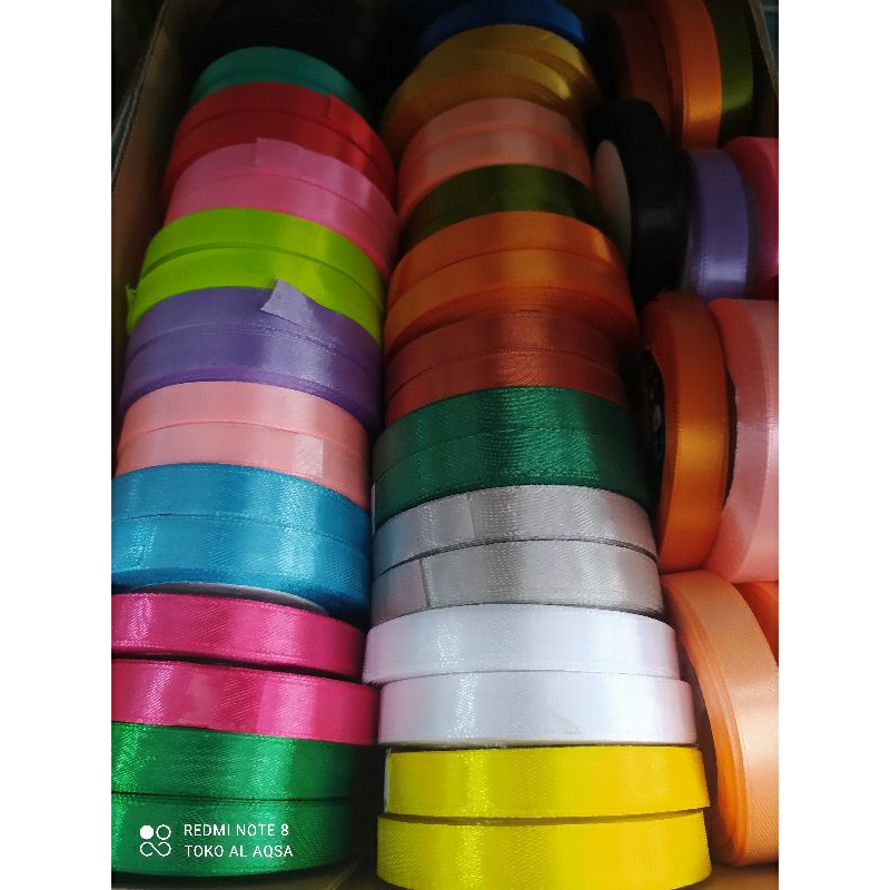 

Pita Satin 3 Ukuran (1cm, 2,5cm & 4cm)