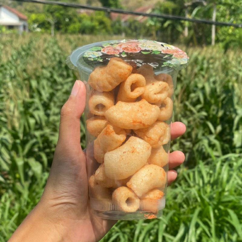 

Kerupuk Makaroni Pedas Gurih Snack Jajanan Sekolah Serba Seribu