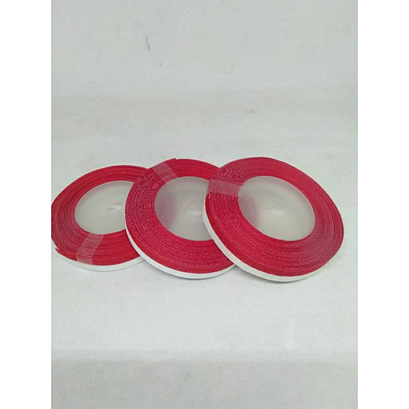 

pita kain / pita merah putih