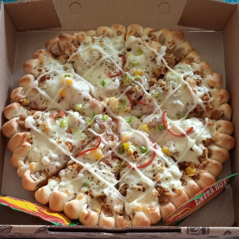 

Pizza Pinggiran Full Mozza Beef+ Sosis