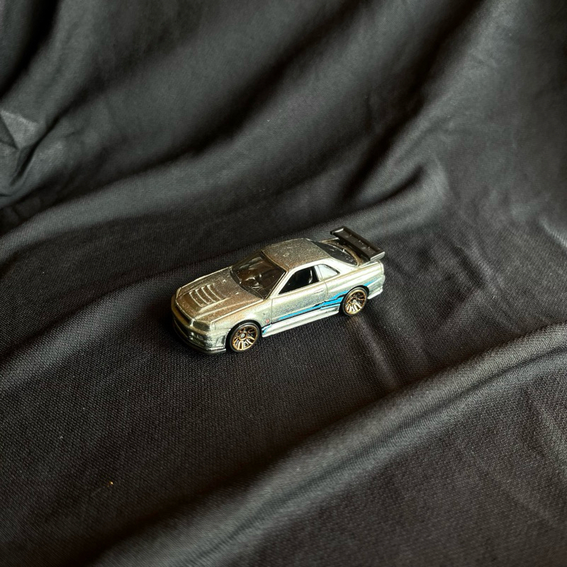 paket HW 1,1K base besi ban karet porache merah & gasser ijo R34 varian OMM R34 unreleased  R34 zama