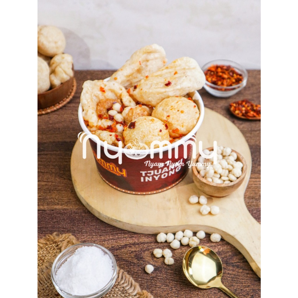 

Tjuanki Nyommy Pedas Original