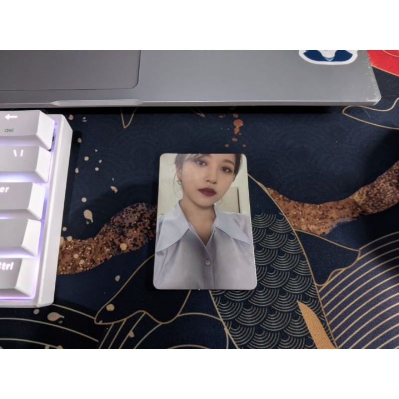 Photocard Mina twice formula of love, Dahyun twice more and more, Jihan Weeekly Play game awake