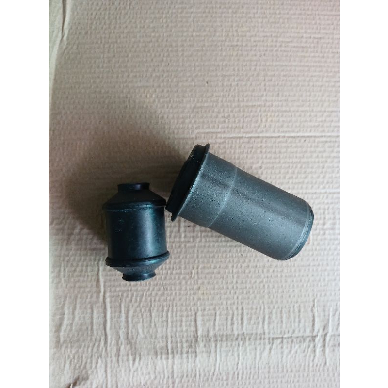 Bosh sayap L 200 K 74 bushing arm Mitsubishi strada l200 k74 panjang pendek