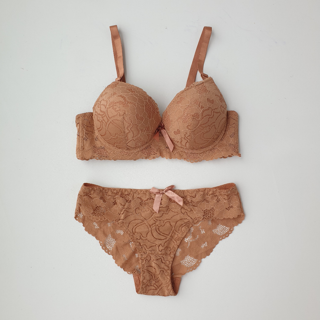 BH SET BH + CELANA DALAM BH TEBAL WANITA UKURAN 46 - 42