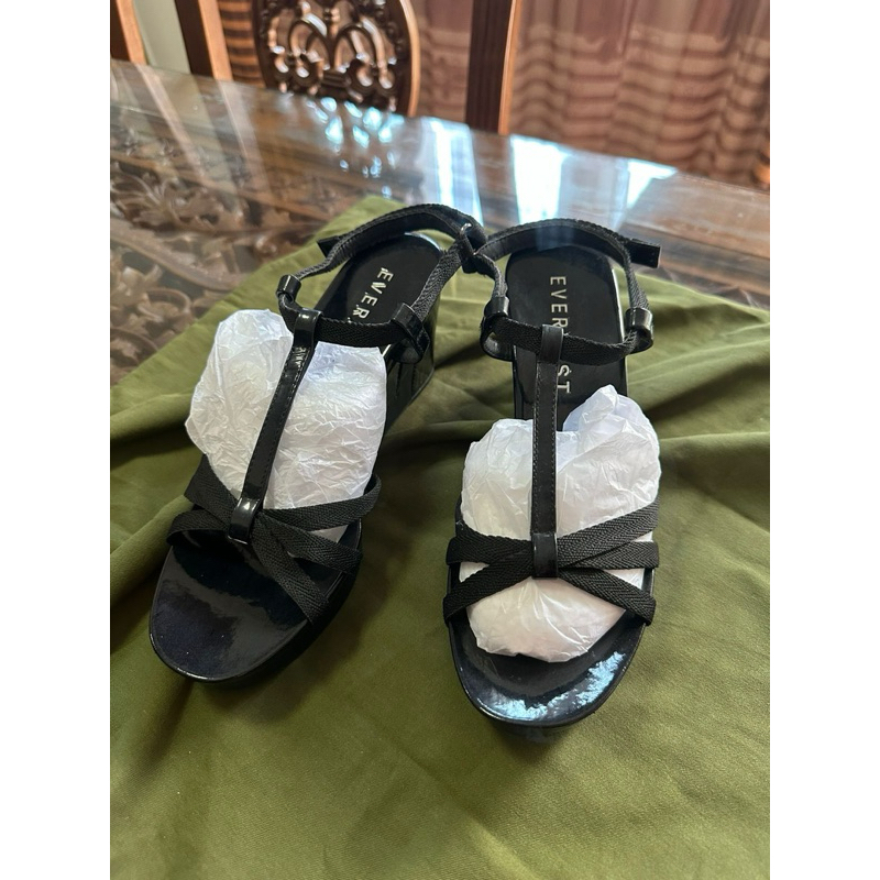 Preloved Wedges Everbest ‼️