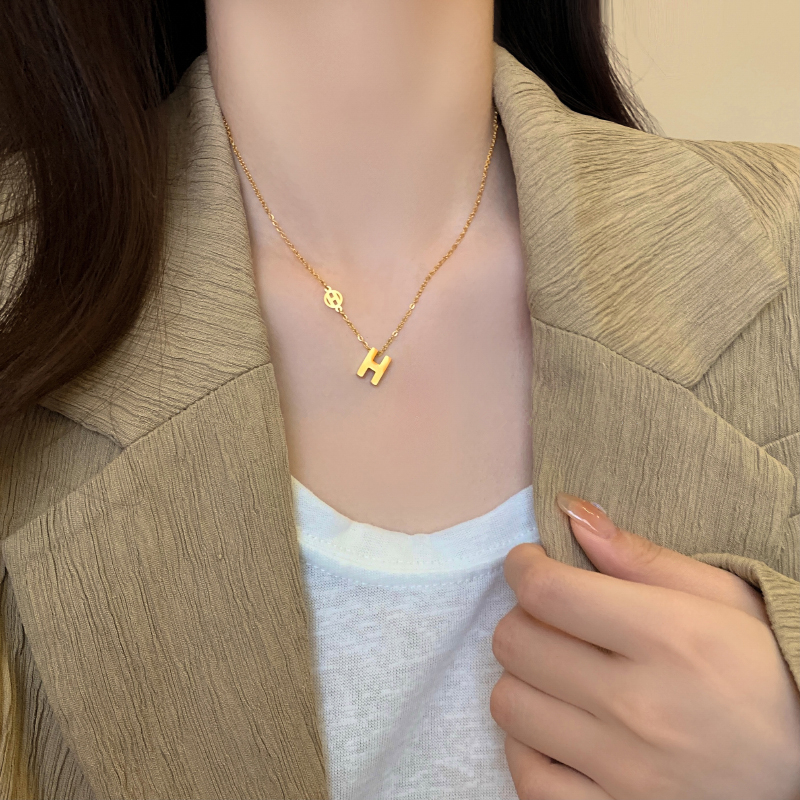 HELENA - Kalung Wanita Motif Huruf H Gold Bahan Titanium Anti Karat Korean Style