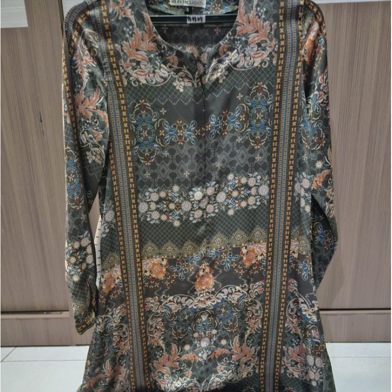 Preloved dress heaven light