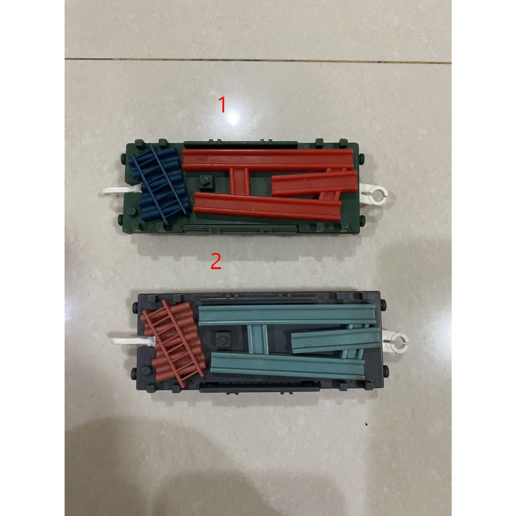 Mainan TOMICA Thomas Gerbong Bekas