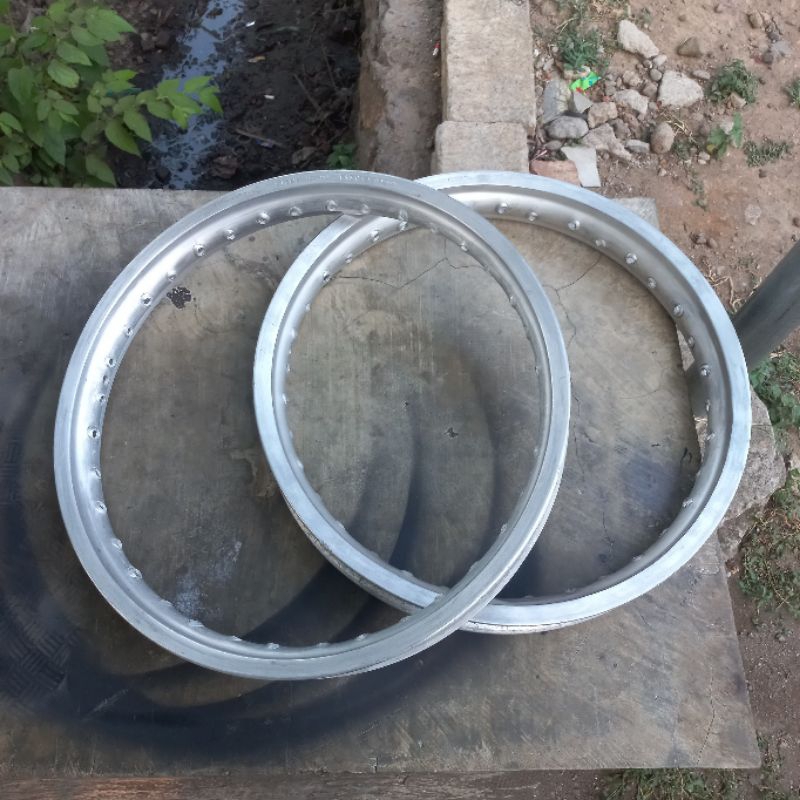 velg turbo ukuran 160 & 185 R17 warna asli silver setara daytona tk japan excel japan