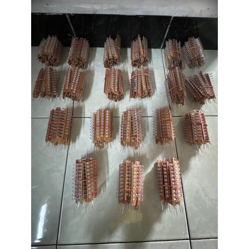 LAMPU RAKITAN ISI 10 BIJI & KABEL METERAN