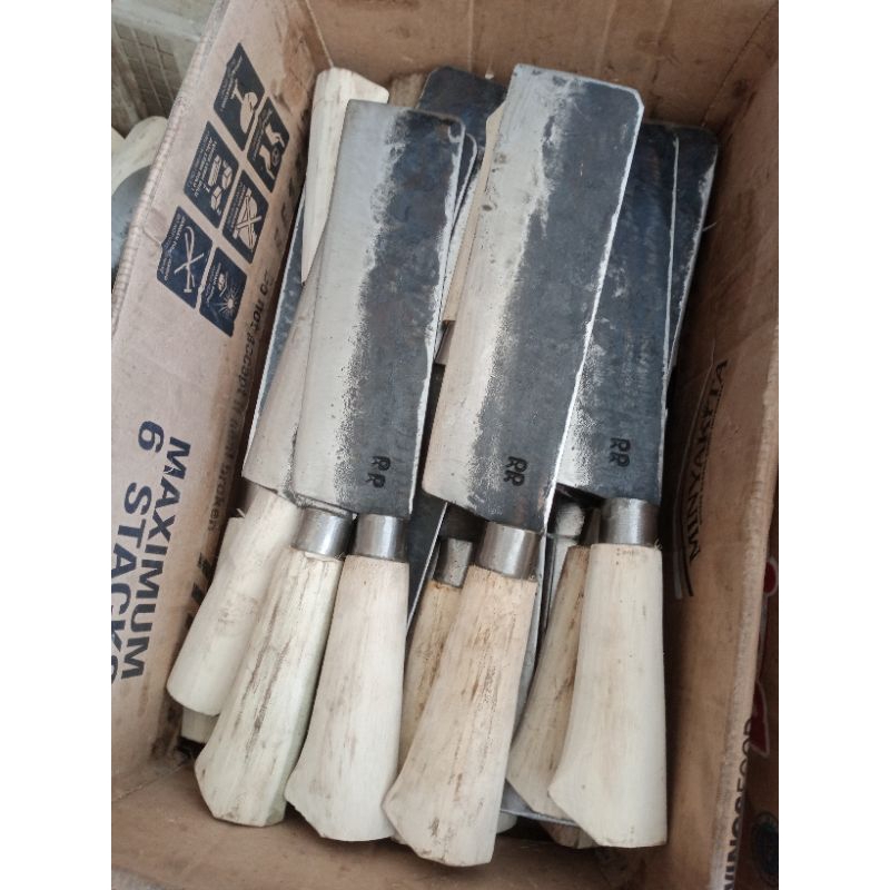 Pisau Dapur, potong daging dan tulang ayam. bahan baja. ori madura