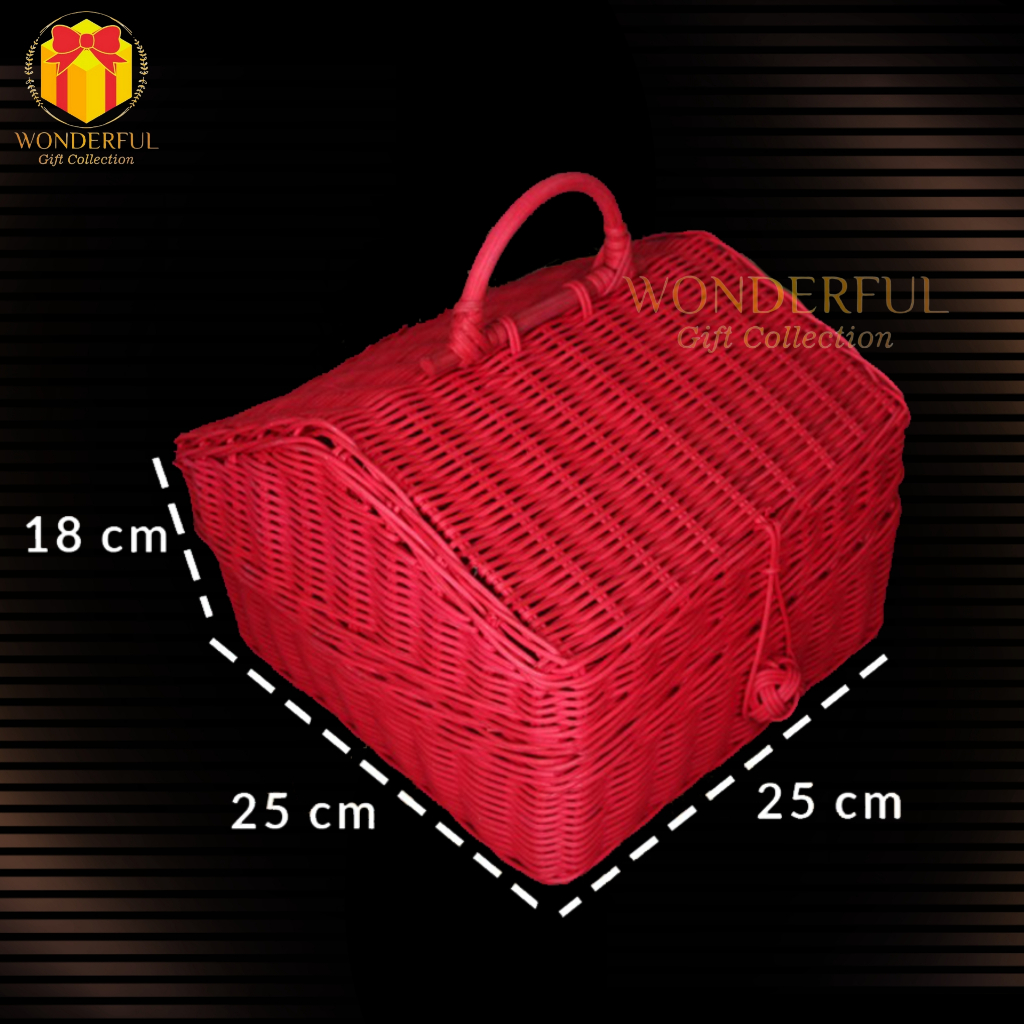 

Hardbox Merah Model Tenteng Bahan Rotan Halus 23 x 23 x 8.5