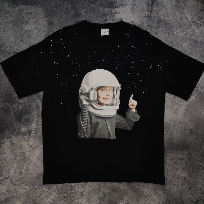 Kaos T-shirt Adlv Acme de la vie astronaut second bekas