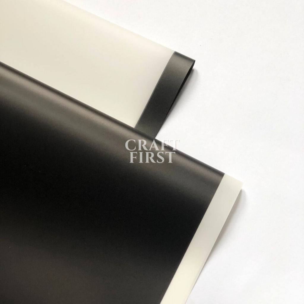 

Craft First - Kertas Buket Black White Frame Cellophane Flower Wrapping