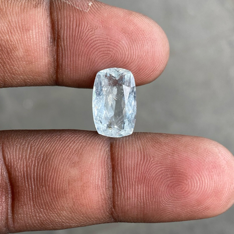 Natural Aquamarine beryl batu Aquamarine beryl batu Aquamarine dim 14x9x5 CT 4.40