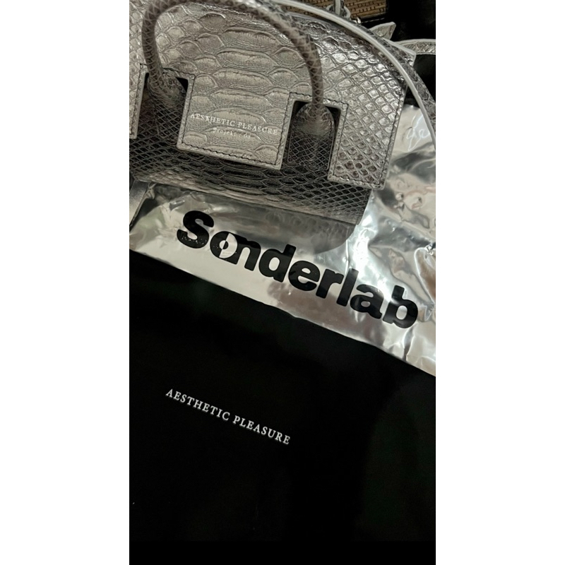 Aesthetic Pleasure - Micro Isolation Silver Bag (Sonderlab Exclusive Edition)