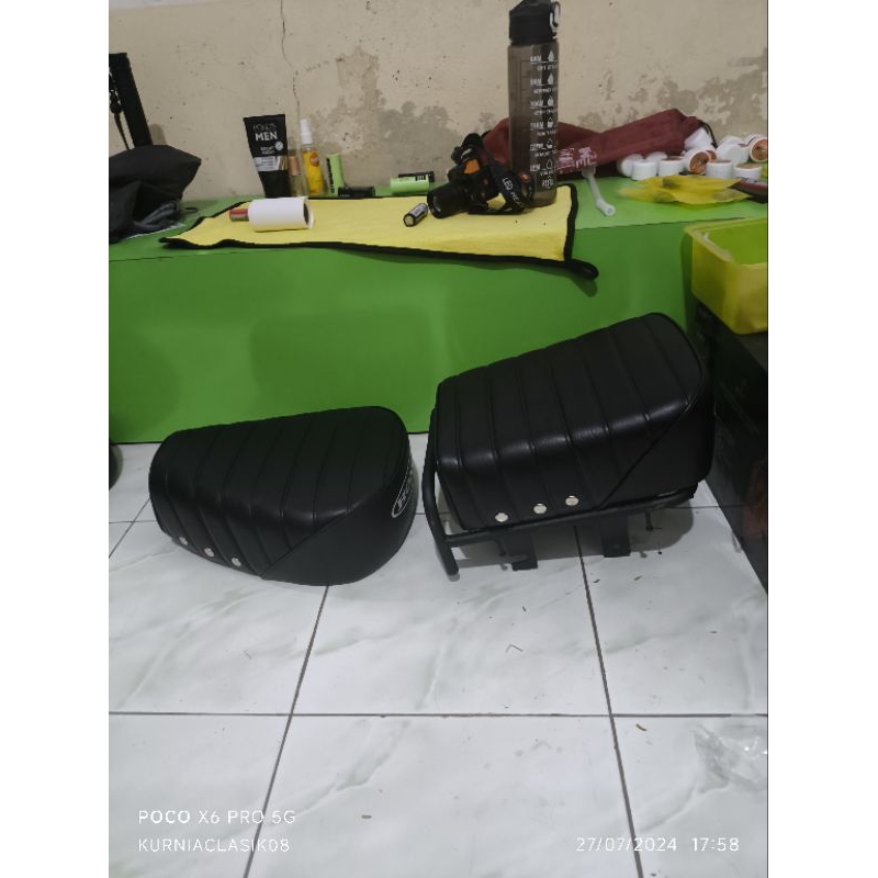 JOK SADEL JHOK PISAH PISPOT JOK TEBAL 10CM SET FULL SET DUDUKAN PANGKON HONDA C70 C50 MODEL PISAH PI