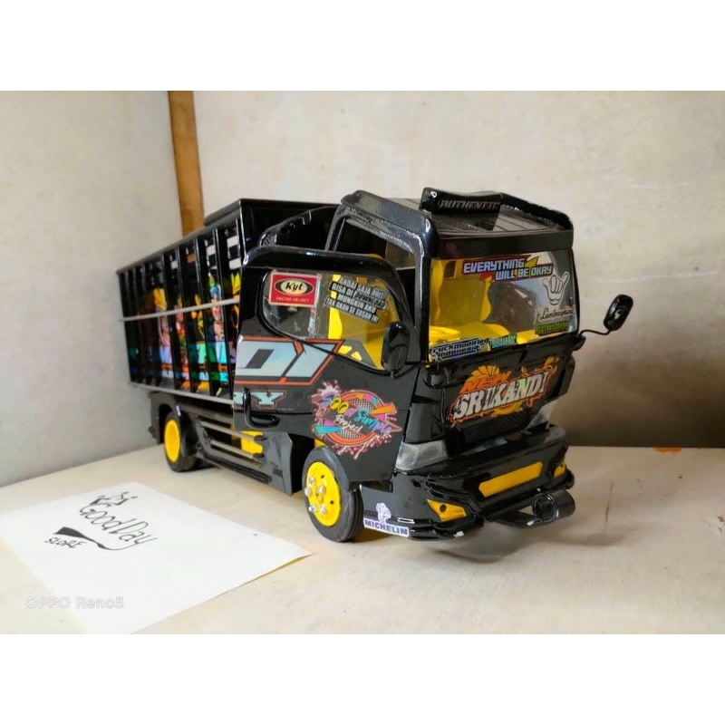 PROMO TERLARIS MINIATUR TRUK TRUCK TREK OLENG RODA KAYU VARIASI LAMPU BONUS TERPAL