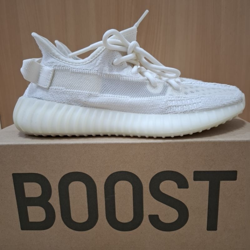 Sepatu Adidas Yeezy Boost 350 V2 Bone White
