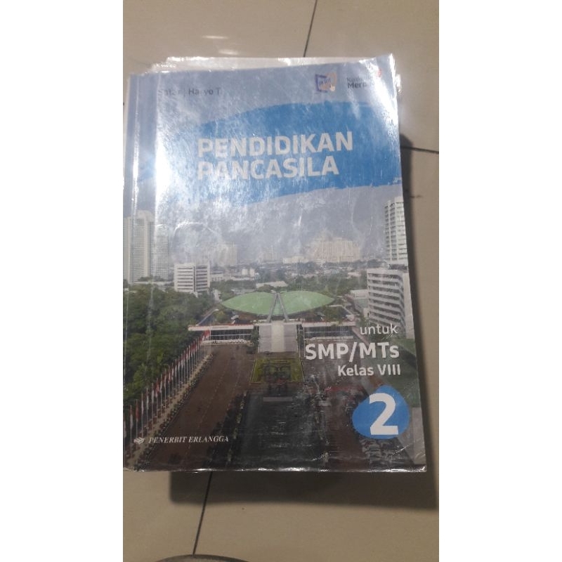 

BUKU PANCASILA KELAS 2 SMP ERLANGGA