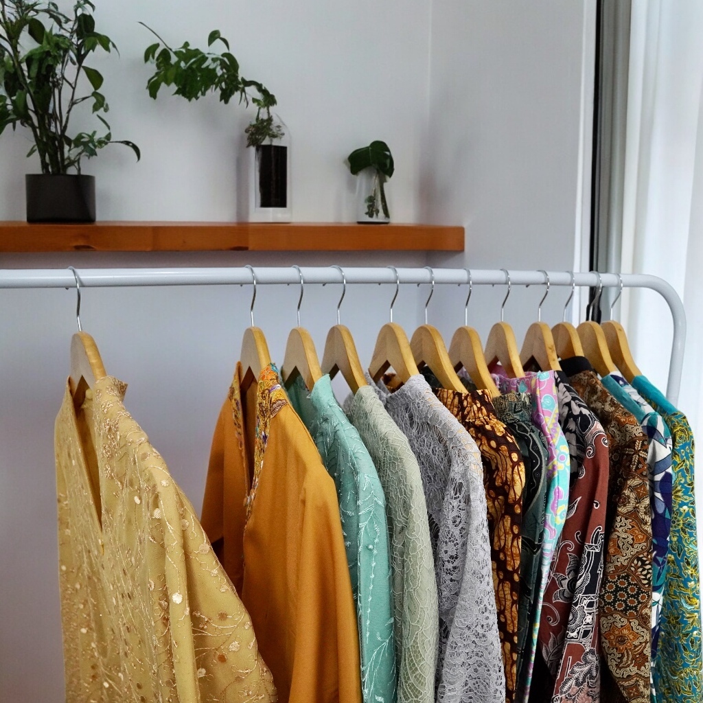 Jasa Jahit | Jahit Kebaya Custom | Jasa Jahit Pakaian Dewasa | Jahit Kebaya Wisuda | Jahit Pakaian T