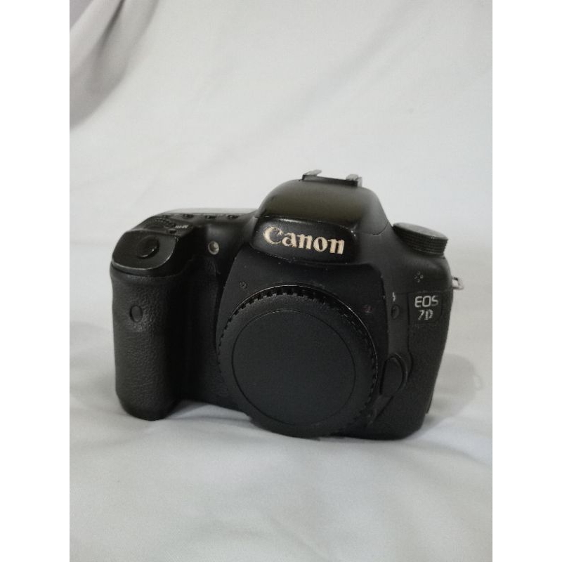 Canon 7d body only