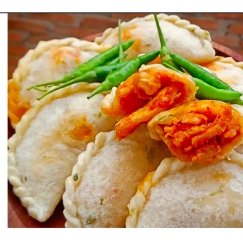 

cireng isi ayam suwir pedas/cireng mini