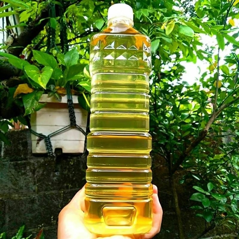 

Minyak Kelapa Asli Murni 100% Tanpa Campuran 500 ml/Minyak Klentik Murni