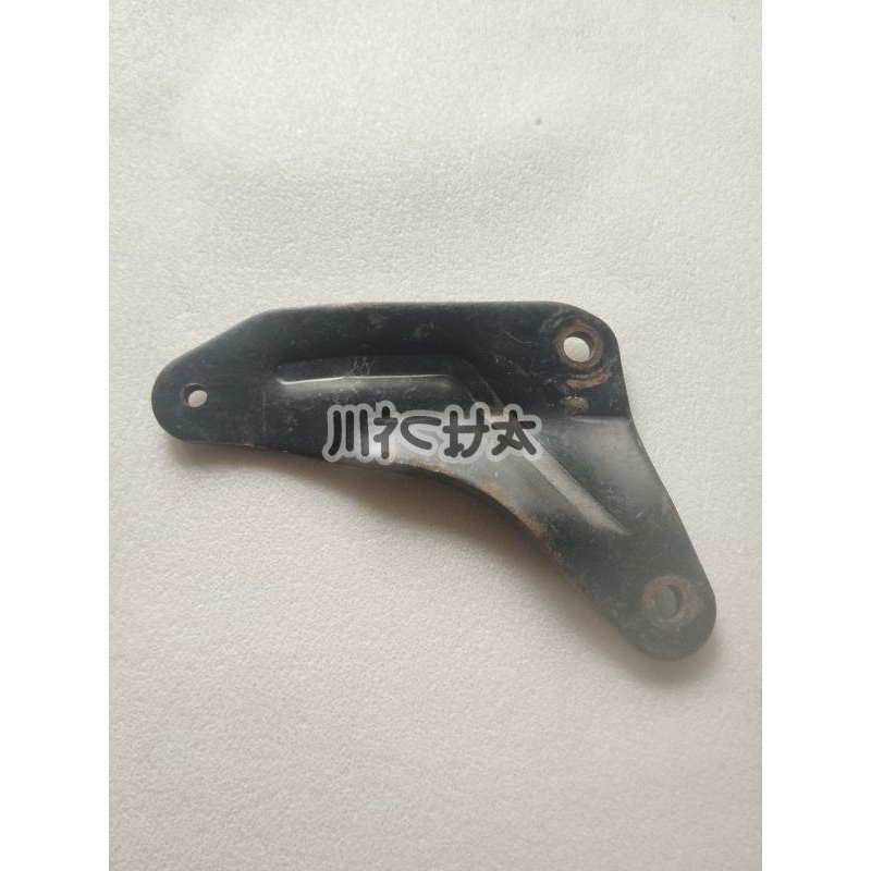 Bracket Foot step bastep footstep injakan besi belakang kanan bagian dalam Suzuki Smash Titan Origin