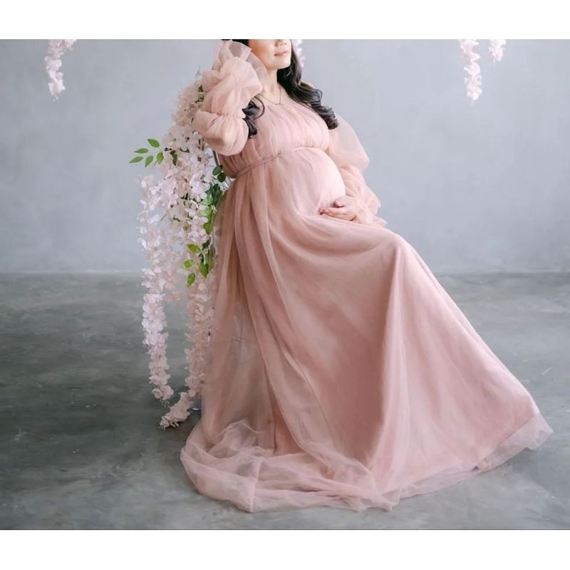 Sewa Rent Maternity Dress Gaun Prewedding Claire Rose Gold Pink